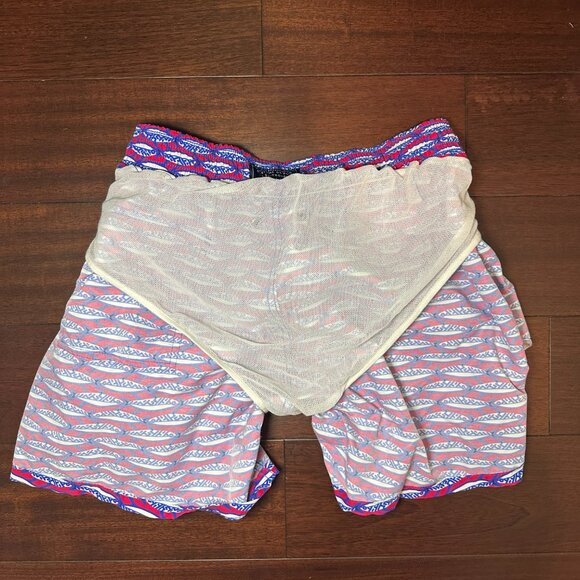 Vilebrequin Men’s Swim Shorts – Red & Blue Pattern – Size Large - Picture 9 of 9
